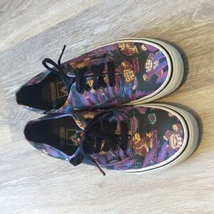 Vans Donkey Kong laced shoes